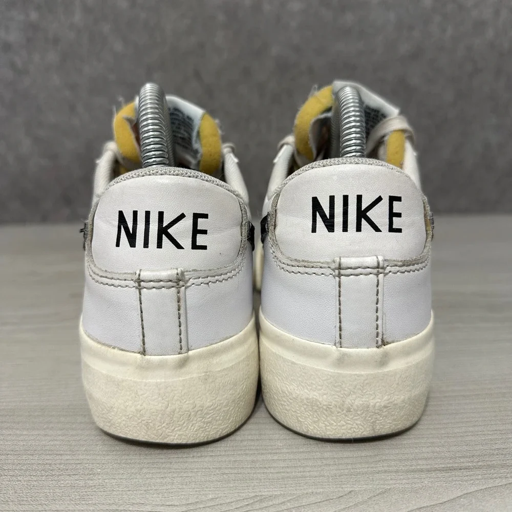 Nike Blazer Low Platform Womens‎ Sz 8 Sneakers White Black DJ0292-101